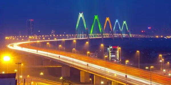 Dự án đèn chiếu sáng Cầu Nhật Tân- Hà Nội